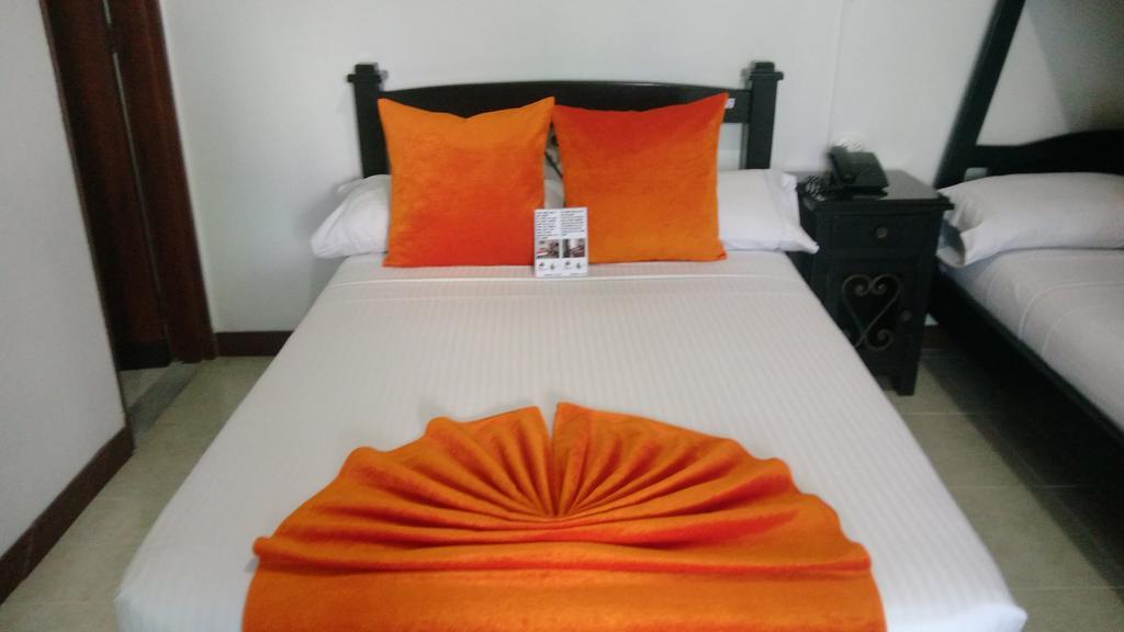 Hotel Colonial Pereira Luaran gambar