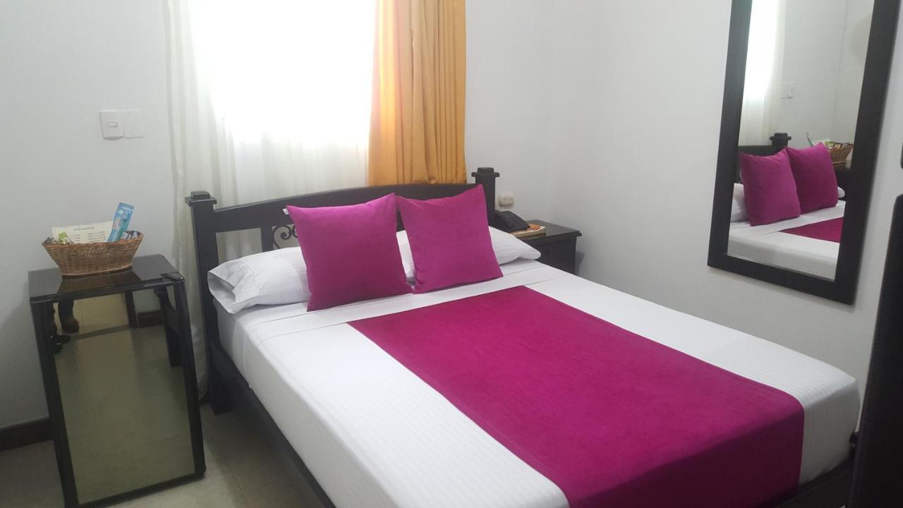 Hotel Colonial Pereira Luaran gambar